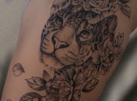 тату леопард і квіти