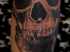 череп тату реалізм