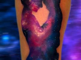 тату силуети космос