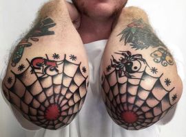 значення татуювання павутина на лікті