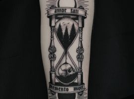 тату амор фаті