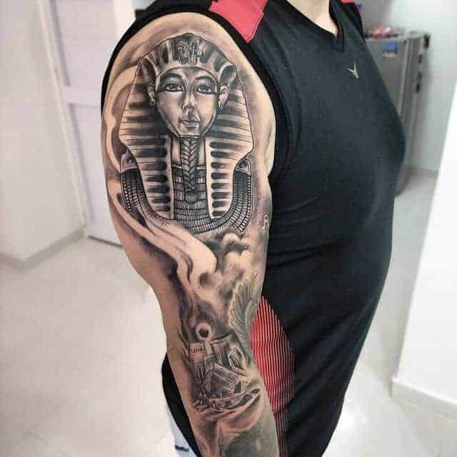 Египетский сфинкс рукав