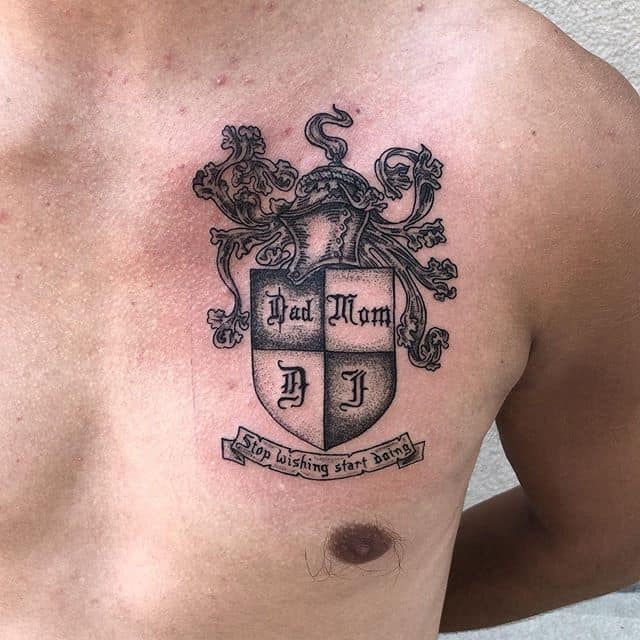 Тату щит на сердце