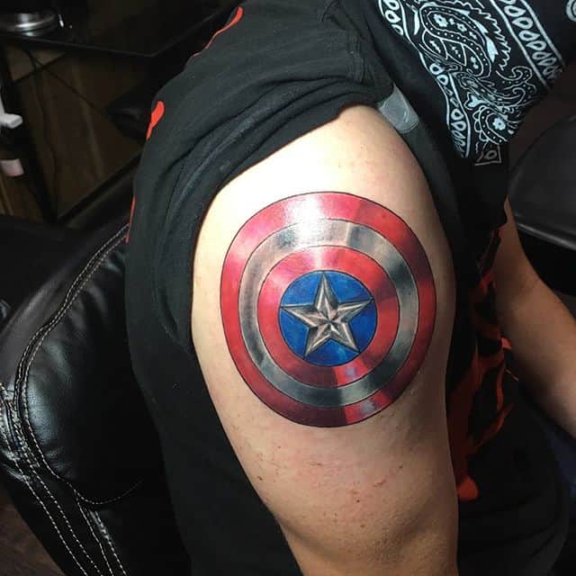Тату щит капитана Америки